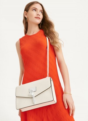 Women's Dkny Elissa Large Flap Shoulder Bags White | S0730849
