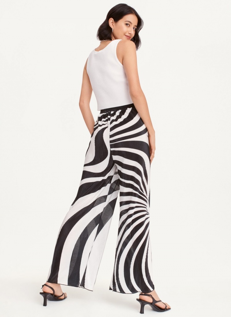 Women's Dkny High Waisted Pleated Flare Pants Black | M2379467