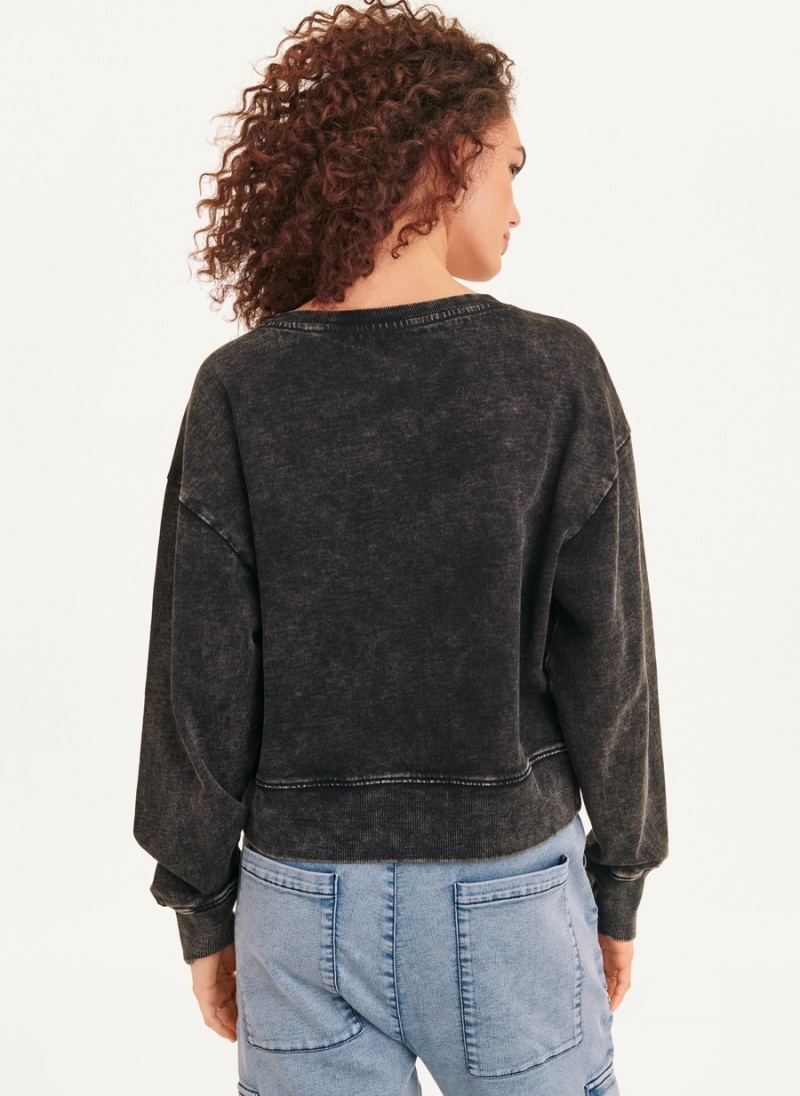 Women's Dkny Long Sleeve With Tour Graphic Sweatshirts Black | J9023825